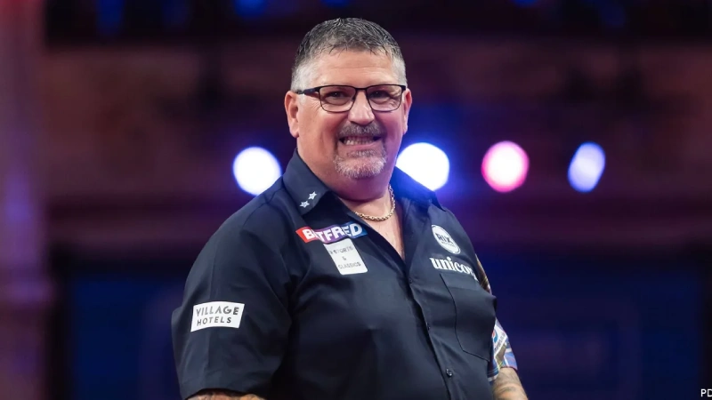 Gary Anderson over het uitblijven van handdruk met Van Barneveld: “Vraag dat maar aan hem”