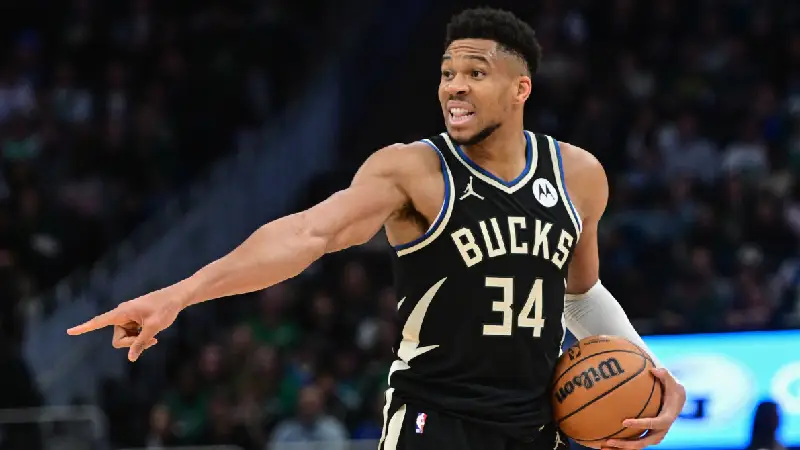 Giannis Antetokounmpo liesblessure