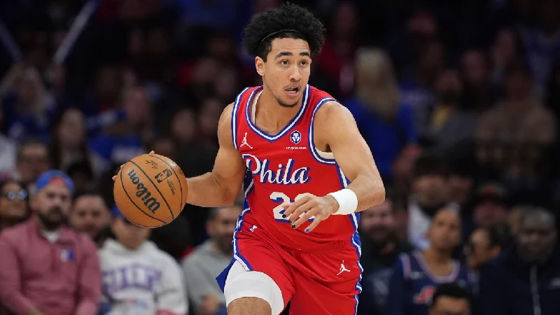 Jared McCain 76ers return