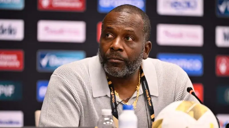 Menzo Suriname WK kwalificatie Bolivia Irak