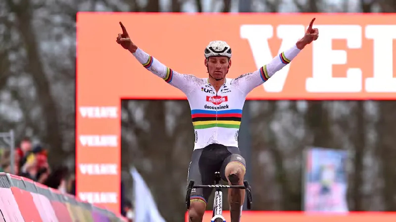 Van der poel wint terugkeer wereldbekerwedstrijd in Namen