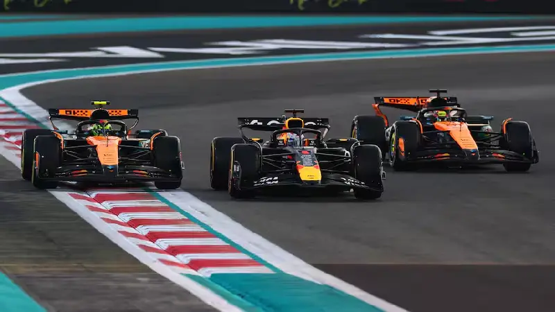 Vesrtappen wint gp Abu dhabi norris wereldkampioen